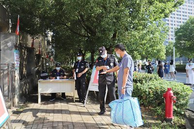 武汉南华光电职业技术学校防疫演练报告