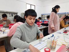 人才培养1
