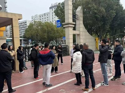 暖心护航迎学子 安全整洁启新程——我校开展校园教室宿舍安全卫生检查